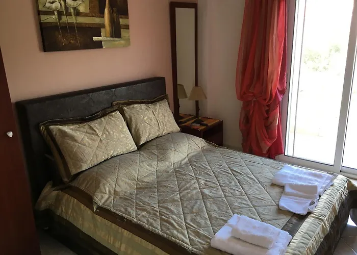 Iliadis House II